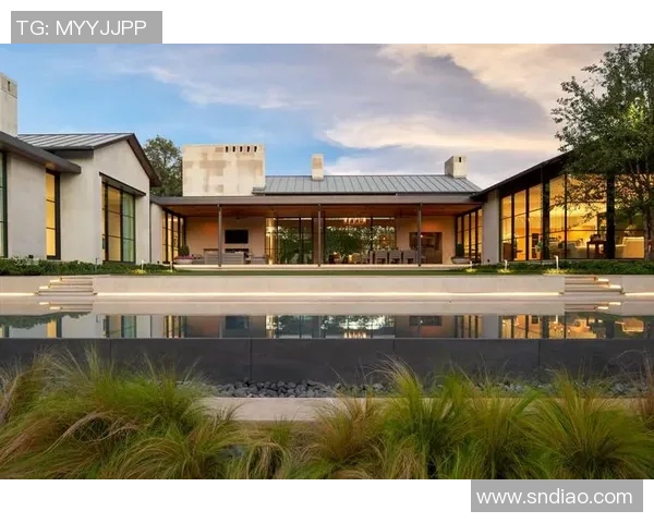 游泳池周边设计与景观打造，营造健康休闲生活空间