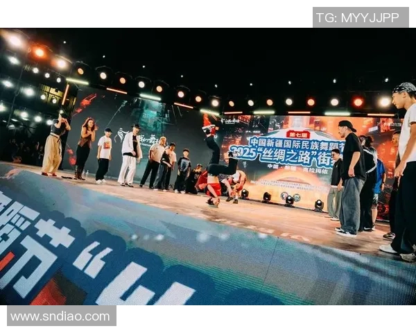 与周娜畅谈她的街舞生涯与梦想追逐之路 与周娜畅谈她的街舞生涯与梦想追逐之路